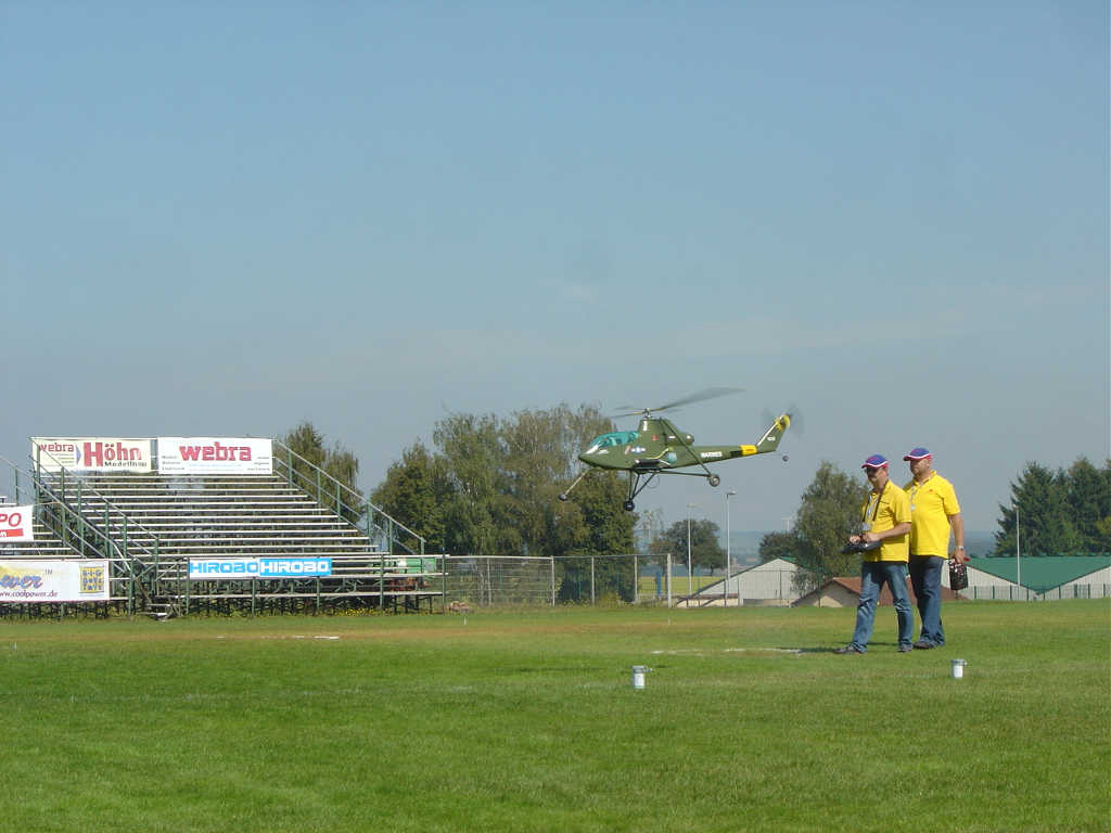 Hegi-Cobra : Schauflug von Ewald Glanzer während der F3C EM in Bitburg