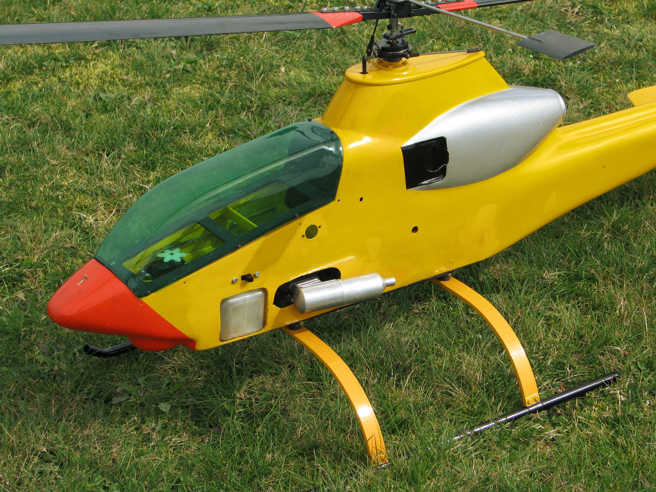 Kalt Huey Cobra 450